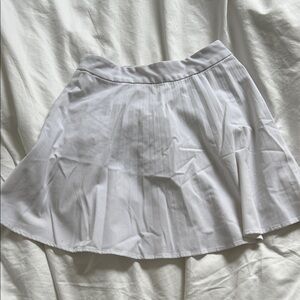 Aritzia White Pleated Skirt, Size 0
